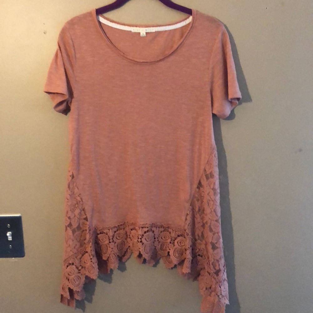 ⚡lace detail blouse